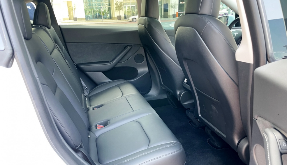 Detail Picture Tesla Model Y Long Range 2022 - Rent in Dubai
